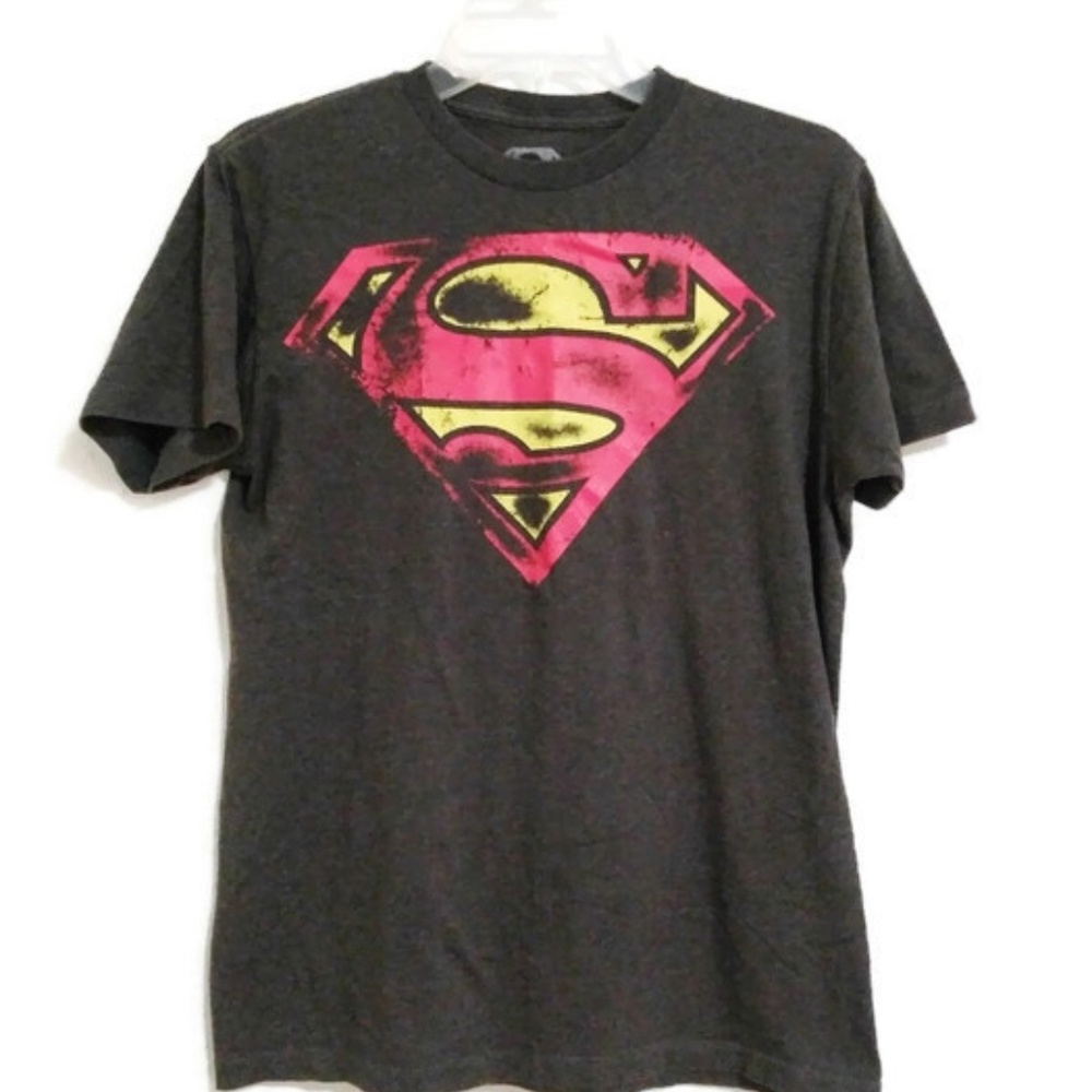 Bundle 3/$30 NWOT DC Comics SUPERMAN Shirt Black M